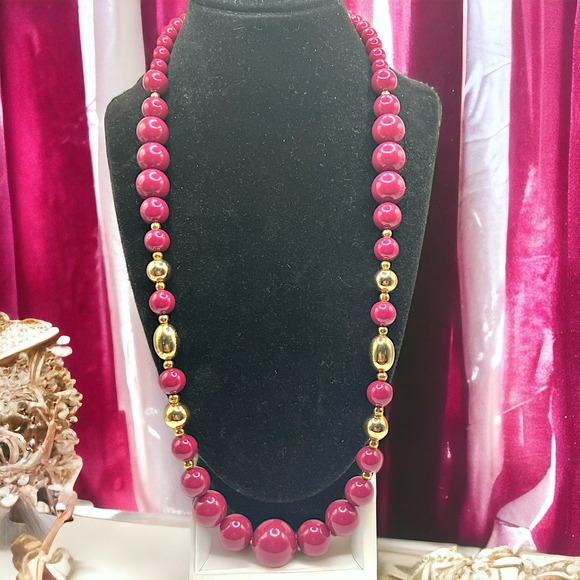 Red and Gold Beaded 25.25 Inch Necklaces! - Picture 1 of 7